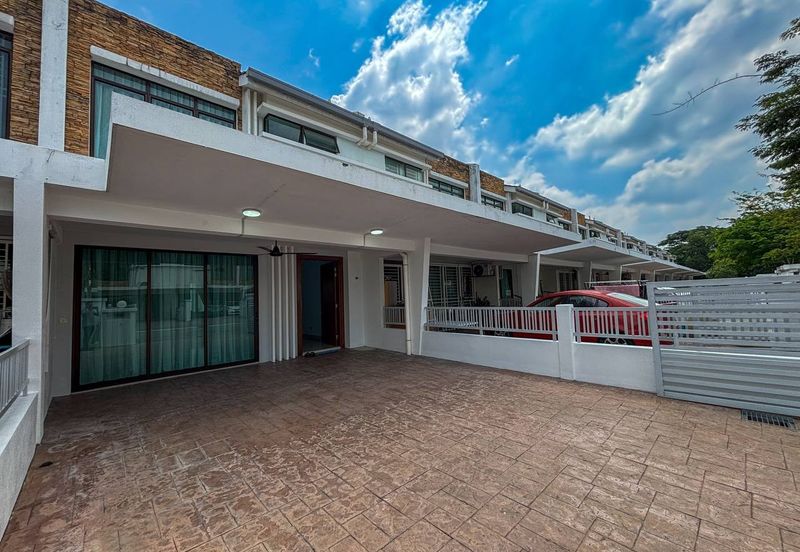 CERIA RESIDENCES CYBERJAYA DOUBLE STOREY TERRACE FOR SALE 