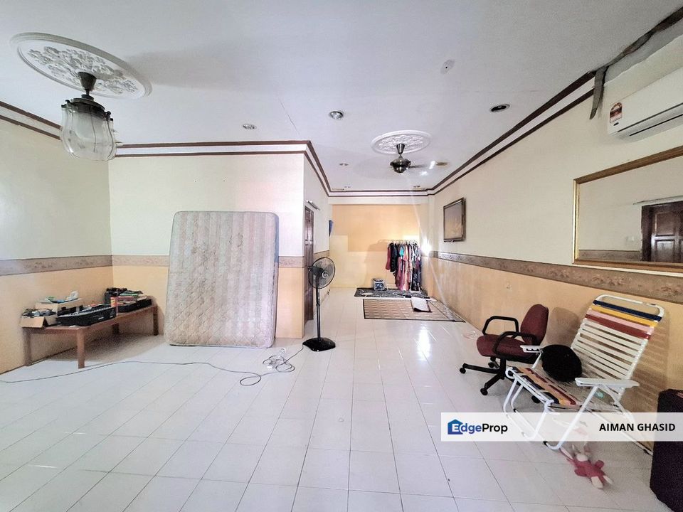 JALAN KAKI KE SURAU❗️1.5 STOREY TERRACE LEMBAH KERAMAT AU5 FOR SALE , Selangor, Gombak