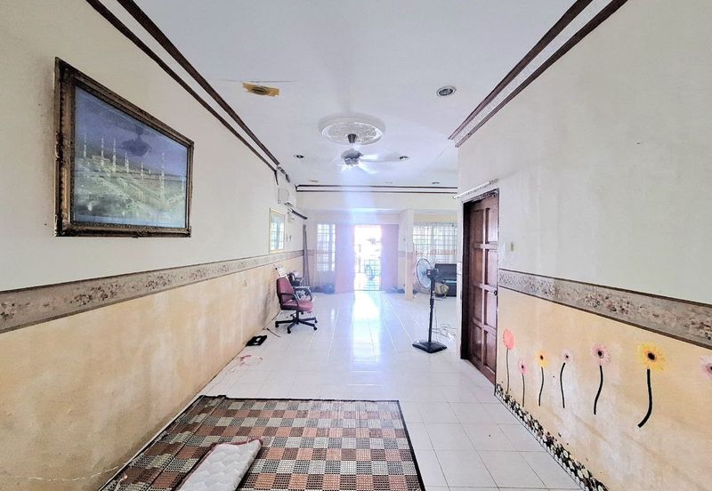 Taman Lembah Keramat AU5