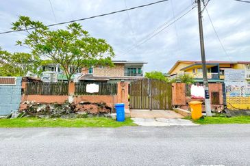 DEKAT SURAU❗️FACING OPEN Double Storey Semi D Seksyen 3 Shah Alam For Sale 
