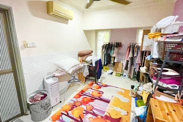 DEKAT SURAU❗️FACING OPEN Double Storey Semi D Seksyen 3 Shah Alam For Sale 