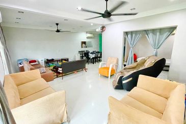 DEKAT SURAU❗️FACING OPEN Double Storey Semi D Seksyen 3 Shah Alam For Sale 