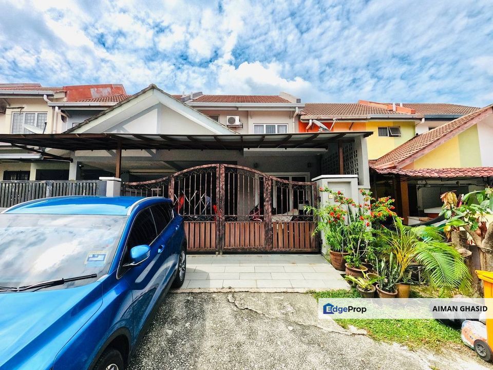 PARTIALLY FURNISHED❗️DOUBLE STOREY TERRACE INTERMEDIATE BUKIT BAYU SUBANG IMPIAN U10 SHAH ALAM FOR SALE , Selangor, Subang