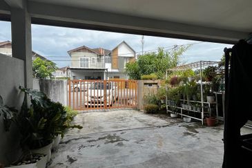 TERMURAH❗️GOOD CONDITION DOUBLE STOREY TERRACE TAMAN DESIRAN BAYU PUCHONG FOR SALE 