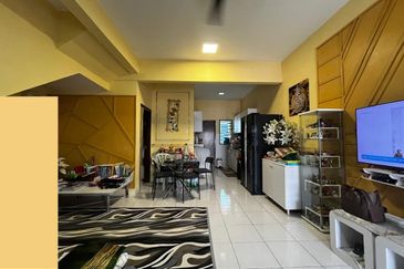 TERMURAH❗️GOOD CONDITION DOUBLE STOREY TERRACE TAMAN DESIRAN BAYU PUCHONG FOR SALE 