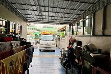 FACING OPEN❗️JALAN KAKI KE SURAU Double Storey Au2 Keramat KL FOR SALE 