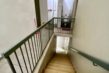 FACING OPEN❗️JALAN KAKI KE SURAU Double Storey Au2 Keramat KL FOR SALE 