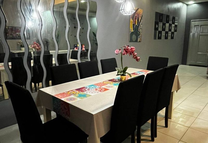 FULLY FURNISHED❗️GOOD CONDITION Double Storey Terrace Taman Suria Tropika Seri Kembangan For Sale 