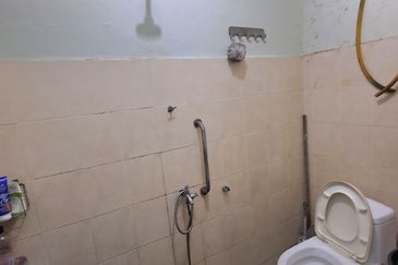 MURAH❗️GOOD CONDITION Single Storey Taman Mesra Batu 13 Kajang FOR SALE 