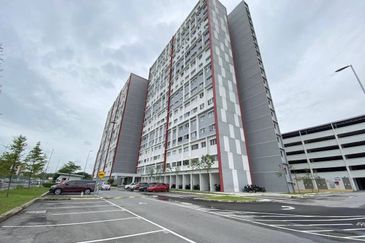 FURNISHED❗️GREAT CONDITION Pangsapuri Kemuning Idaman Kota Kemuning Shah Alam FOR SALE 