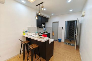 FURNISHED❗️GREAT CONDITION Pangsapuri Kemuning Idaman Kota Kemuning Shah Alam FOR SALE 