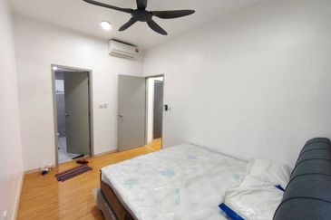 FURNISHED❗️GREAT CONDITION Pangsapuri Kemuning Idaman Kota Kemuning Shah Alam FOR SALE 