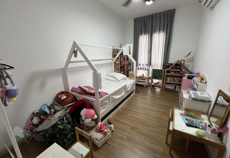 FURNISHED❗️CORNER LOT Double Storey Ilham Elmina Gardens Shah Alam FOR SALE 