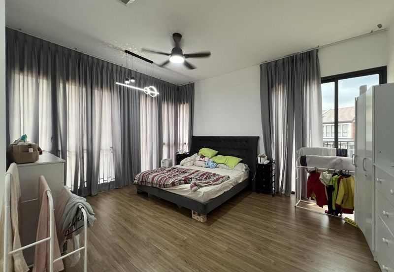 FURNISHED❗️CORNER LOT Double Storey Ilham Elmina Gardens Shah Alam FOR SALE 