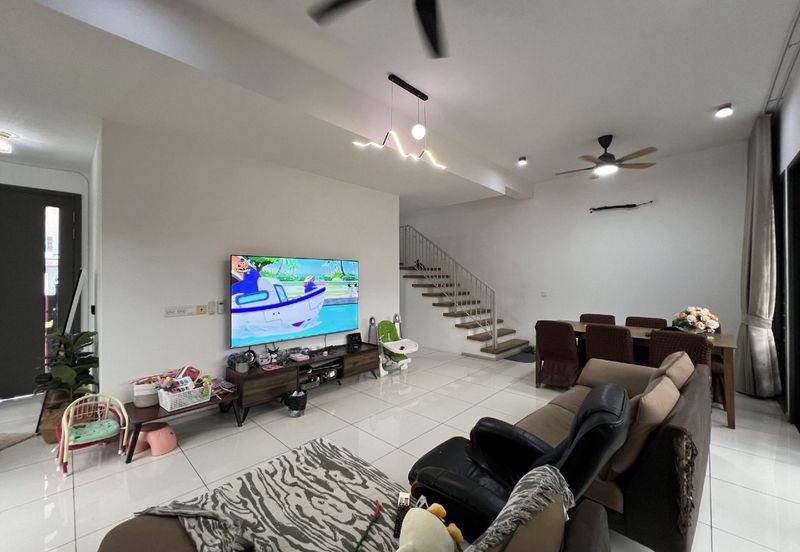 FURNISHED❗️CORNER LOT Double Storey Ilham Elmina Gardens Shah Alam FOR SALE 