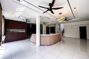 50X80❗️CORNER LOT SEMI D DOUBLE STOREY SETIA MAYURI SEMENYIH FOR SALE 