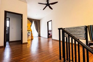 50X80❗️CORNER LOT SEMI D DOUBLE STOREY SETIA MAYURI SEMENYIH FOR SALE 