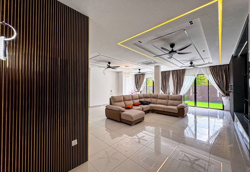 50X80❗️CORNER LOT SEMI D DOUBLE STOREY SETIA MAYURI SEMENYIH FOR SALE 