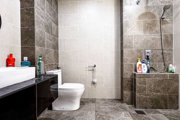 50X80❗️CORNER LOT SEMI D DOUBLE STOREY SETIA MAYURI SEMENYIH FOR SALE 