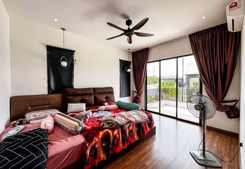 50X80❗️CORNER LOT SEMI D DOUBLE STOREY SETIA MAYURI SEMENYIH FOR SALE 