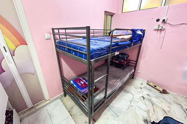 DAPUR CANTIKK❗️GREAT CONDITION Single Storey Taman Alam Perdana Puncak Alam FOR SALE 