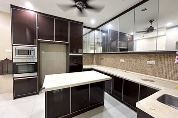 GATED GUARDED❗️SEMI D DOUBLE STOREY AVENUE 6 BANDAR TUN HUSSEIN FOR SALE 