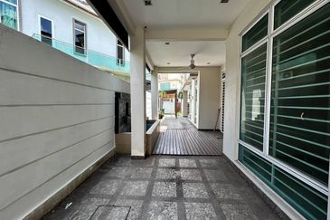 GATED GUARDED❗️SEMI D DOUBLE STOREY AVENUE 6 BANDAR TUN HUSSEIN FOR SALE 