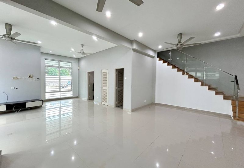 GATED GUARDED❗️SEMI D DOUBLE STOREY AVENUE 6 BANDAR TUN HUSSEIN FOR SALE 