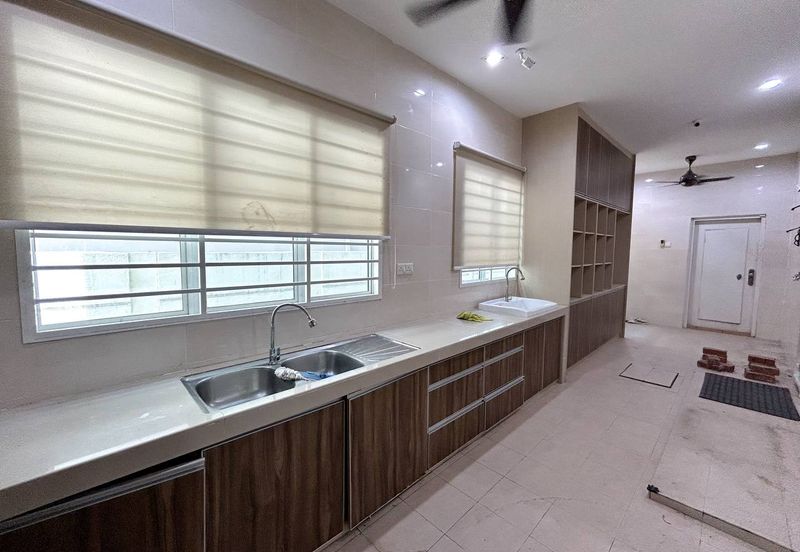 GATED GUARDED❗️SEMI D DOUBLE STOREY AVENUE 6 BANDAR TUN HUSSEIN FOR SALE 