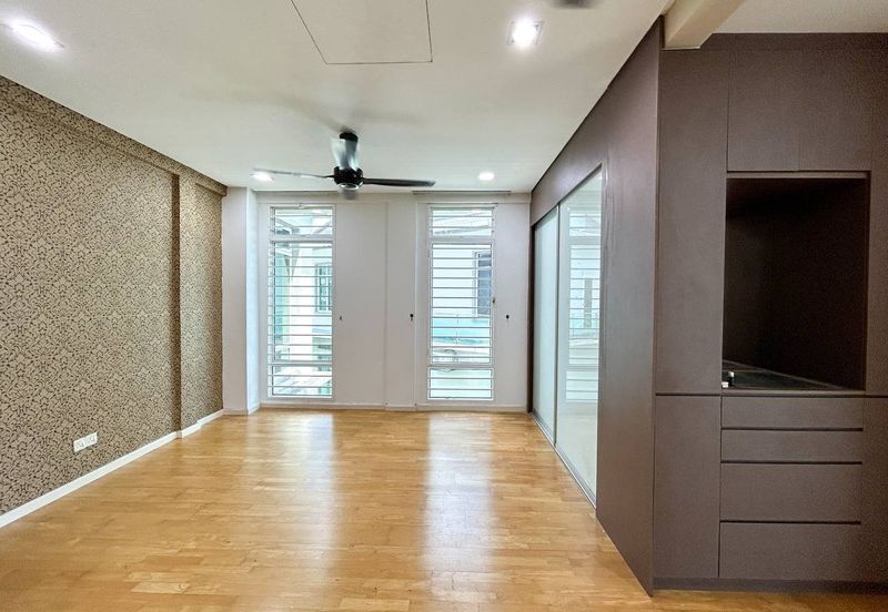 GATED GUARDED❗️SEMI D DOUBLE STOREY AVENUE 6 BANDAR TUN HUSSEIN FOR SALE 