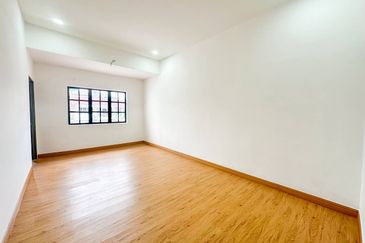 MOVE IN CONDITION❗️DOUBLE STOREY TERRACE INTERMEDIATE TAMAN MALURI CHERAS KEPONG KUALA LUMPUR FOR SALE 