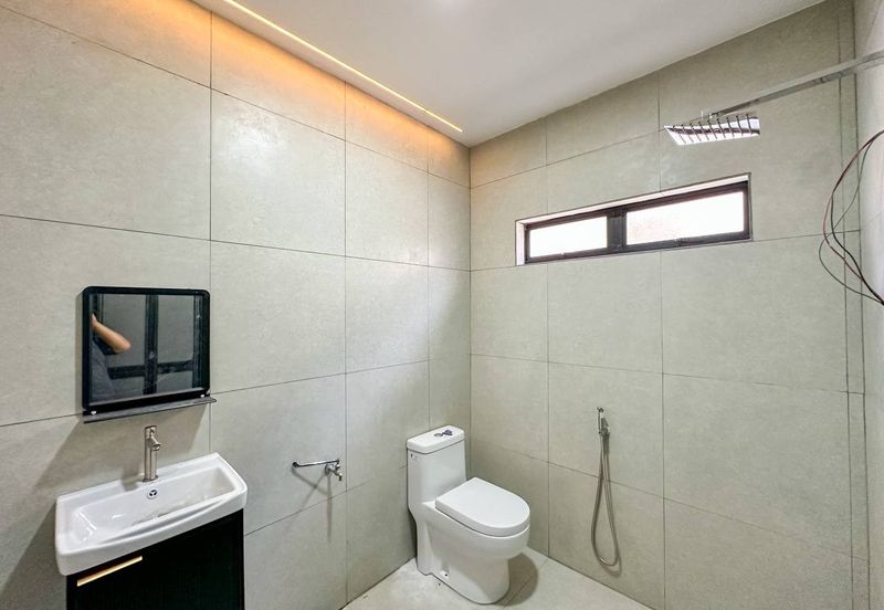 MOVE IN CONDITION❗️DOUBLE STOREY TERRACE INTERMEDIATE TAMAN MALURI CHERAS KEPONG KUALA LUMPUR FOR SALE 