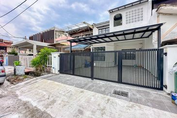 MOVE IN CONDITION❗️DOUBLE STOREY TERRACE INTERMEDIATE TAMAN MALURI CHERAS KEPONG KUALA LUMPUR FOR SALE 