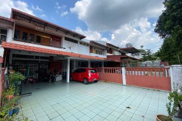 HUGE 24X80 ❗️FACING OPEN DOUBLE STOREY TERRACE SEKSYEN 6 SHAH ALAM FOR SALE 