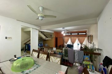 HUGE 24X80 ❗️FACING OPEN DOUBLE STOREY TERRACE SEKSYEN 6 SHAH ALAM FOR SALE 