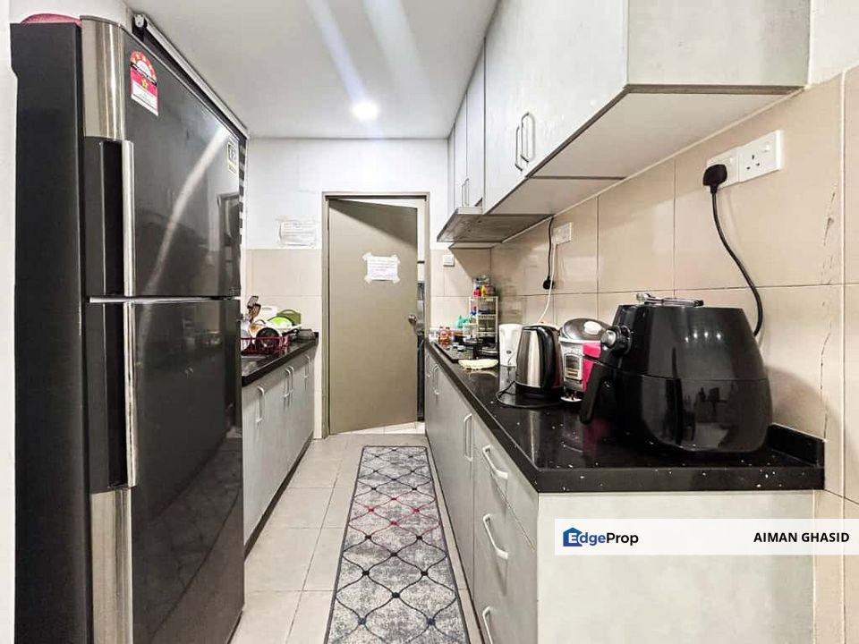 GREAT FOR INVESTMENT & OWN STAY❗️600K BANK VALUE PUNCAK 7 RESIDENCE SEKSYEN 7 SHAH ALAM FOR SALE , Selangor, Shah Alam