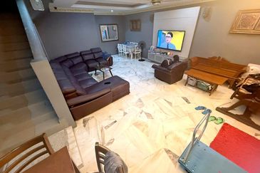 Taman Saujana Puchong