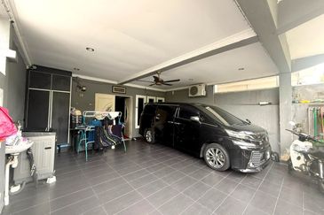 Taman Saujana Puchong