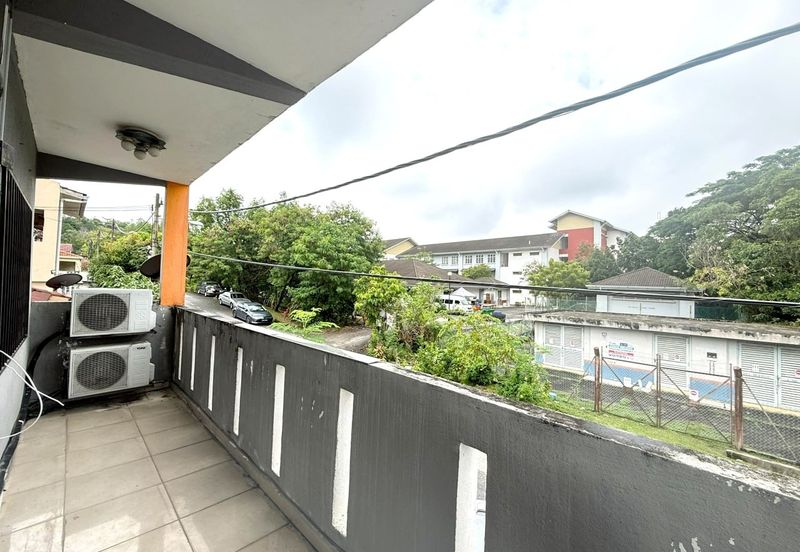 Taman Saujana Puchong