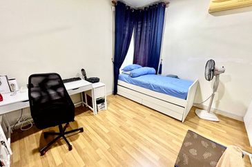 FACING OPEN❗️JALAN KAKI KE SURAU 3 Storey Zero Lot Bungalow Seksyen 4 Shah Alam FOR SALE 