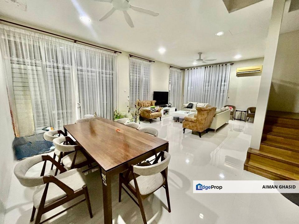 FACING OPEN❗️JALAN KAKI KE SURAU 3 Storey Zero Lot Bungalow Seksyen 4 Shah Alam FOR SALE , Selangor, Shah Alam