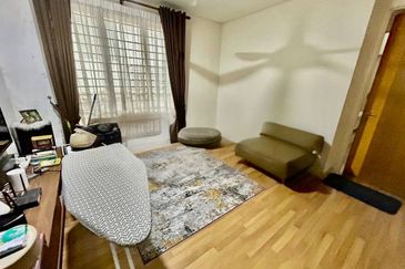 FACING OPEN❗️JALAN KAKI KE SURAU 3 Storey Zero Lot Bungalow Seksyen 4 Shah Alam FOR SALE 