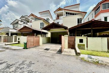 FACING OPEN❗️JALAN KAKI KE SURAU 3 Storey Zero Lot Bungalow Seksyen 4 Shah Alam FOR SALE 