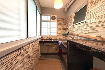 De Bayu Apartment @ Setia Alam