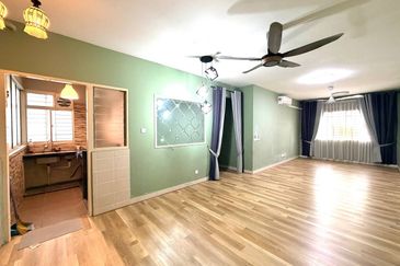 De Bayu Apartment @ Setia Alam