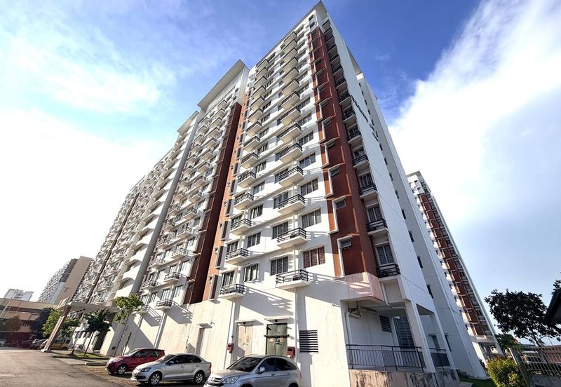 De Bayu Apartment @ Setia Alam