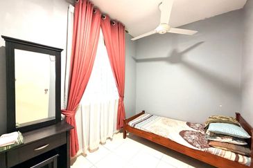 De Bayu Apartment @ Setia Alam