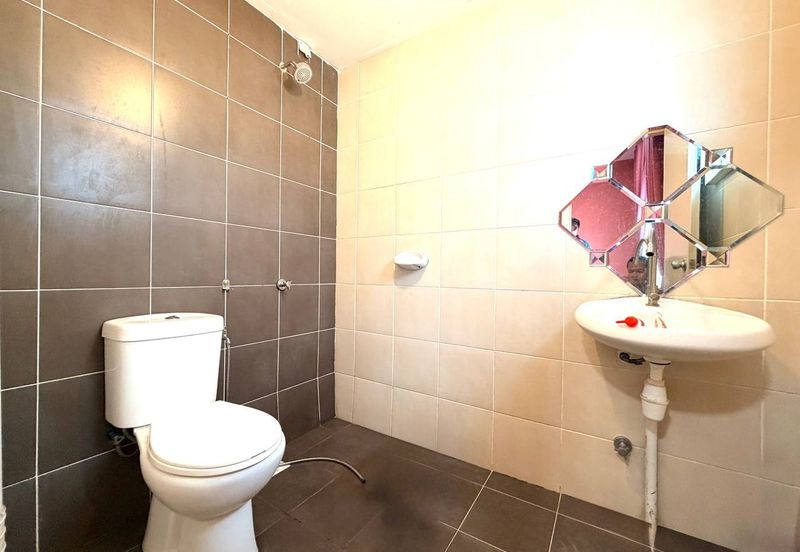 De Bayu Apartment @ Setia Alam