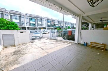DAPUR EXTENDED❗️GUARDED 3 STOREY TERRACE AZALEA BUKIT RAHMAN PUTRA SUNGAI BULOH FOR SALE 