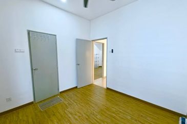 DAPUR EXTENDED❗️GUARDED 3 STOREY TERRACE AZALEA BUKIT RAHMAN PUTRA SUNGAI BULOH FOR SALE 